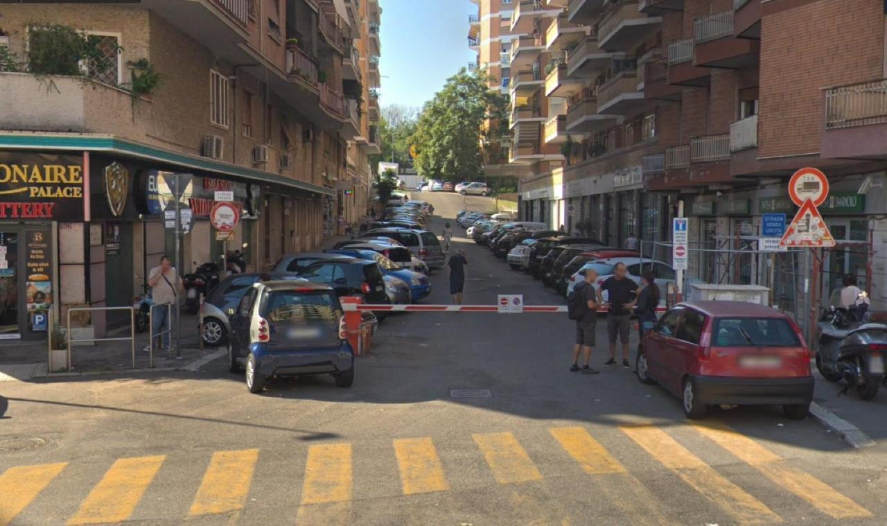 Interno 4 - Grazioso Appartamento In Roma Luaran gambar